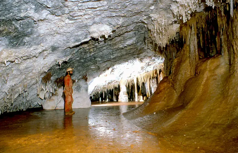 Apple Green in Ice Chamber Cango 1980